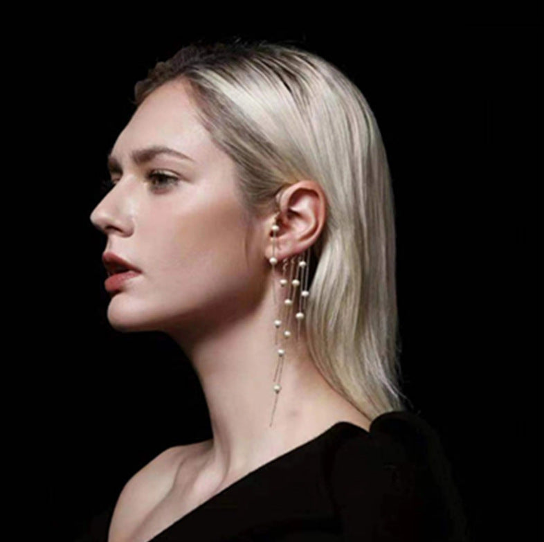 Classic Pearl Earring with Timeless Appeal