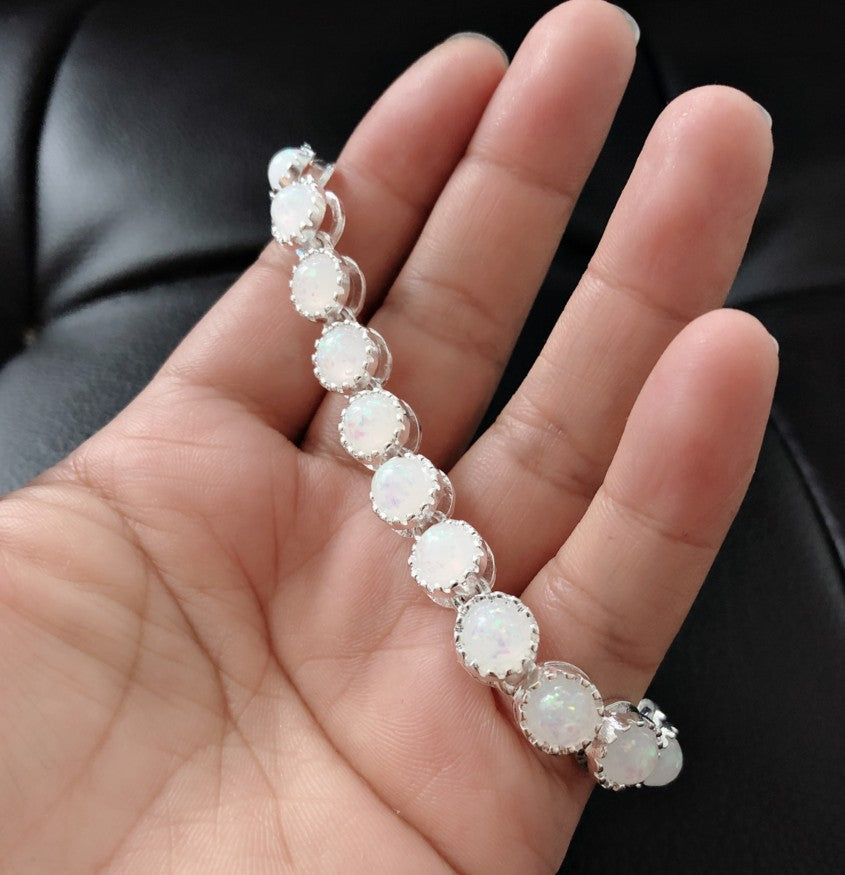 Romantic Silver Bracelet for Special Moments