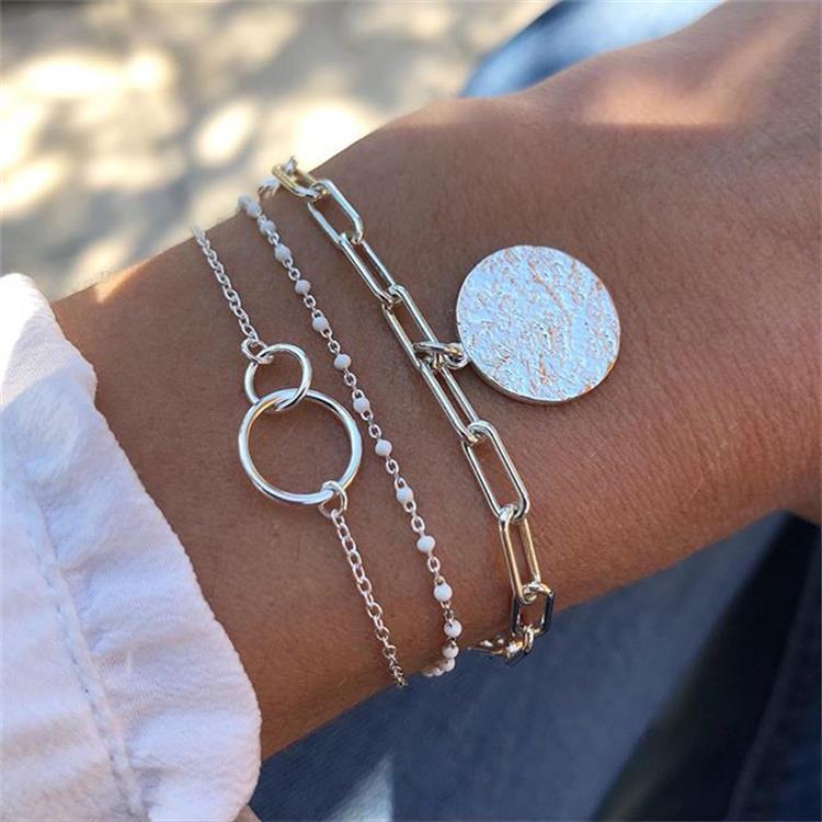 Beautiful Bracelet with Unique Style