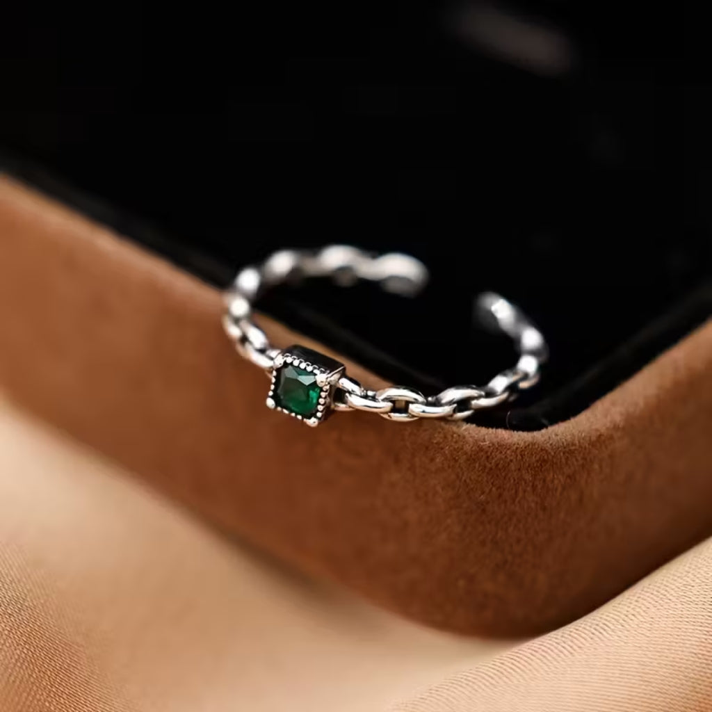 Beautiful Chain with Unique Style