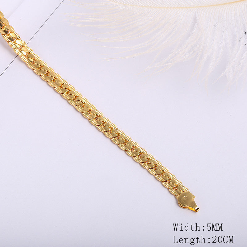 Romantic Gold Bracelet for Special Moments