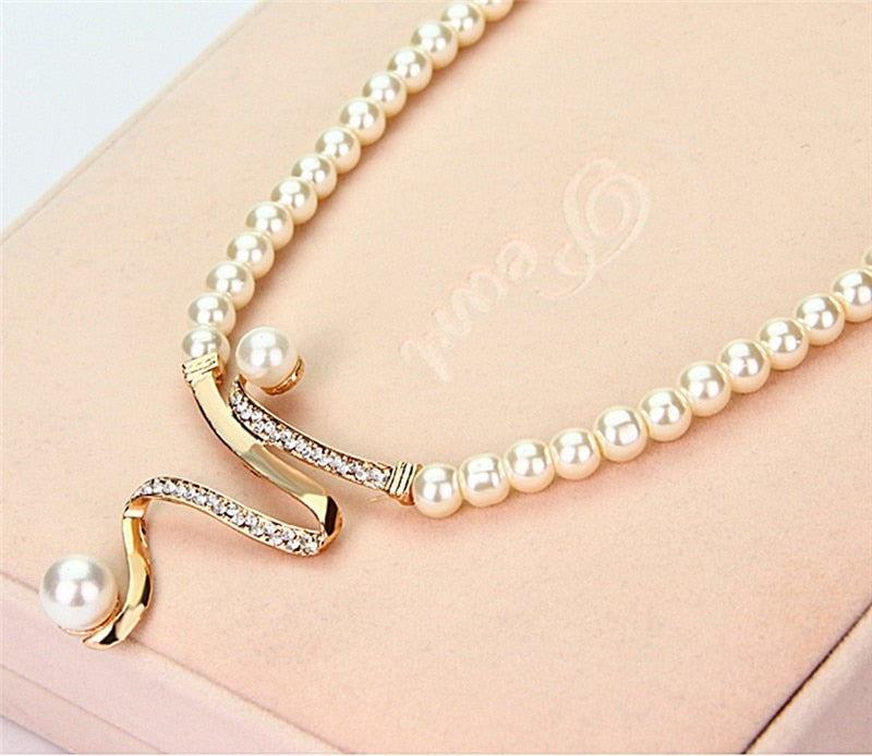 Stunning Pearl Set for Daily Wear