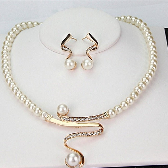 Stunning Pearl Set for Daily Wear