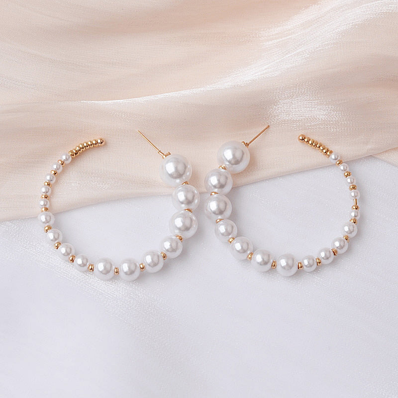 Charming Pearl Earring for Any Occasion