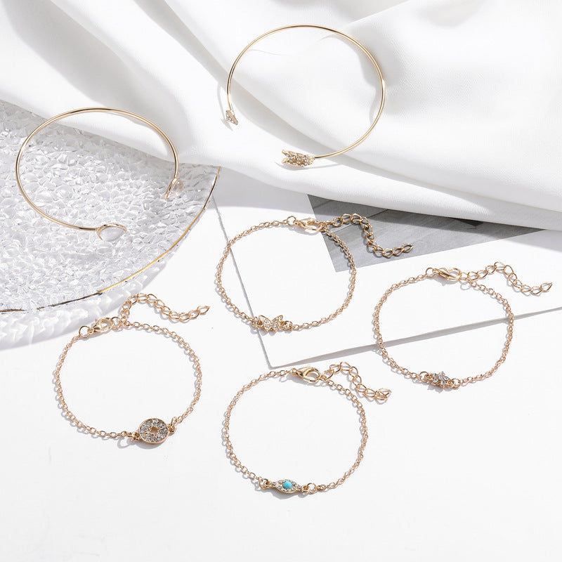 Beautiful Bracelet with Unique Style