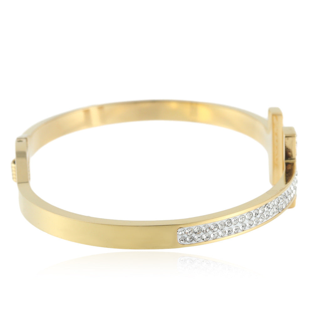 Classic Bracelet with Timeless Appeal