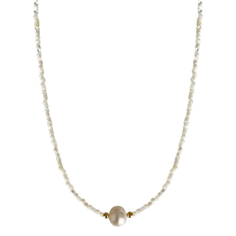 Beautiful Pearl Necklace with Unique Style