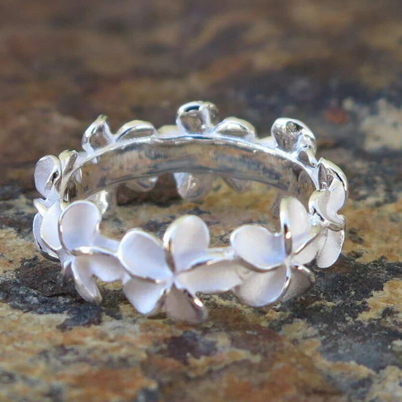 Romantic Silver Bracelet for Special Moments