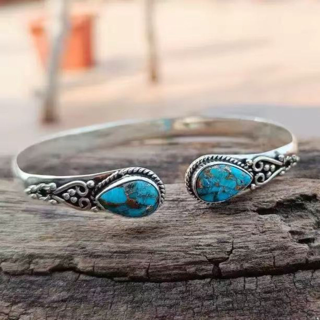 Charming Bracelet for Any Occasion