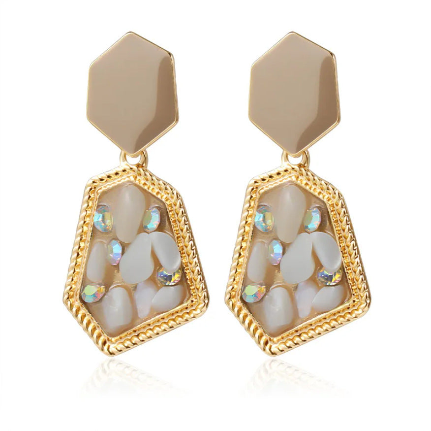 Elegant Silver Earring for Every Occasion