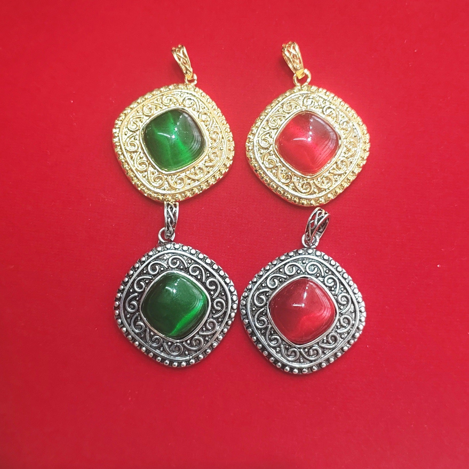 Classic Necklace with Timeless Appeal