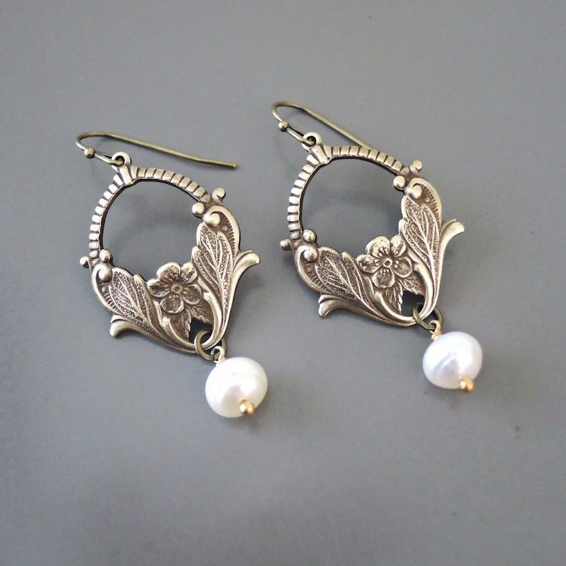 Vintage Handmade Pearl Earring