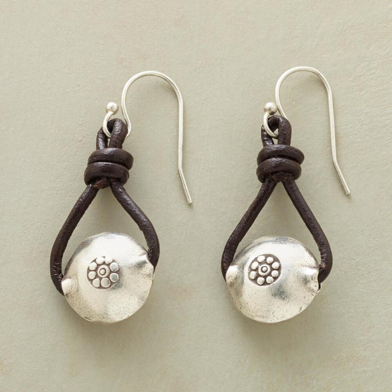 Charming Earring for Any Occasion