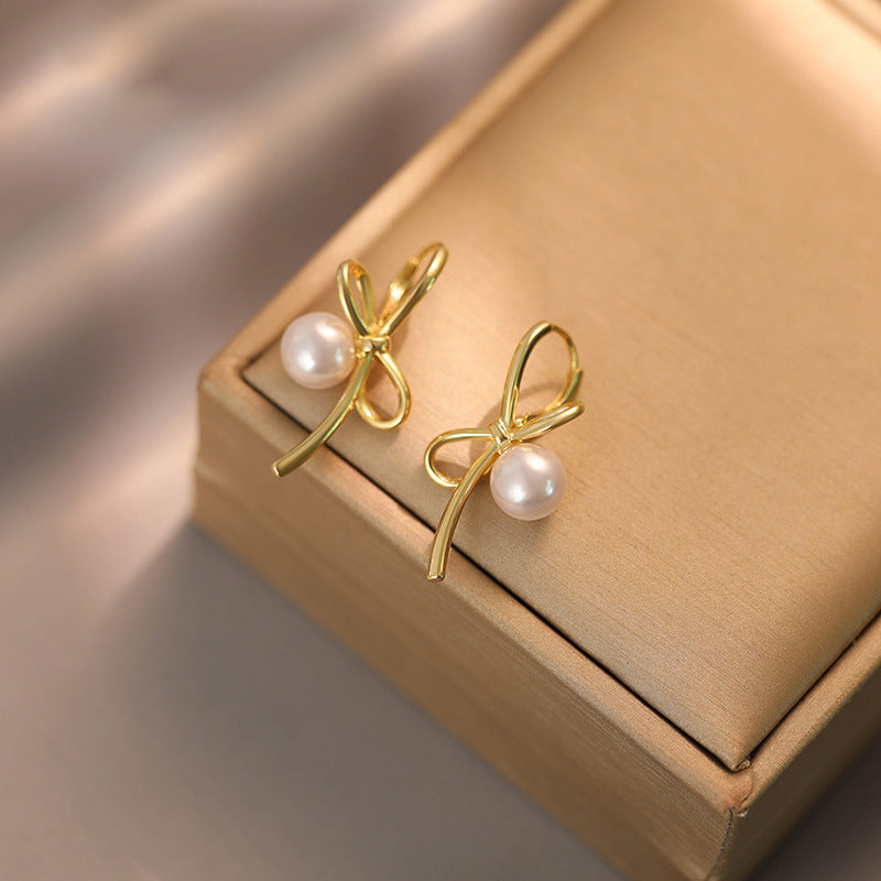 Romantic Pearl Earring for Special Moments