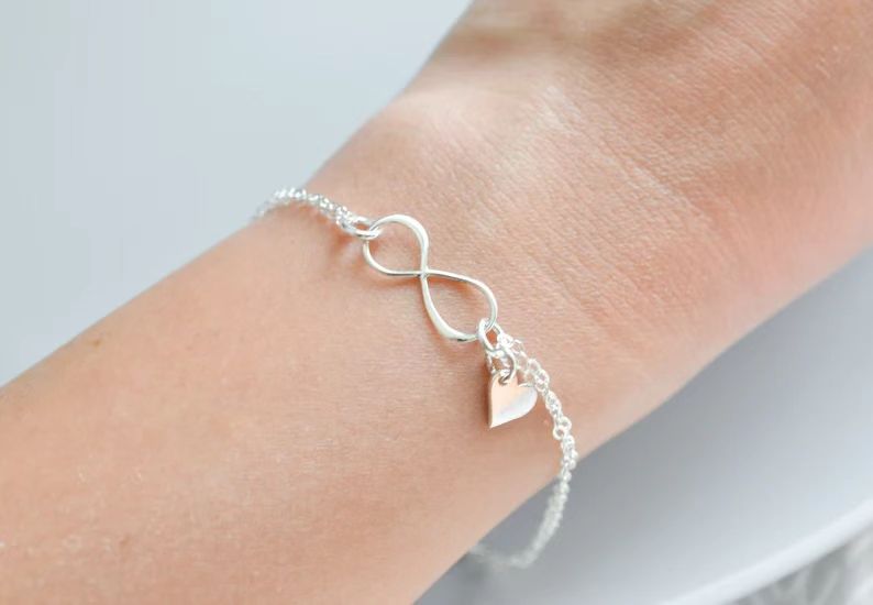 Romantic Bracelet for Special Moments