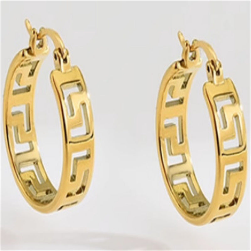 Classic Earring with Timeless Appeal