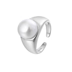 Beautiful Pearl Ring with Unique Style