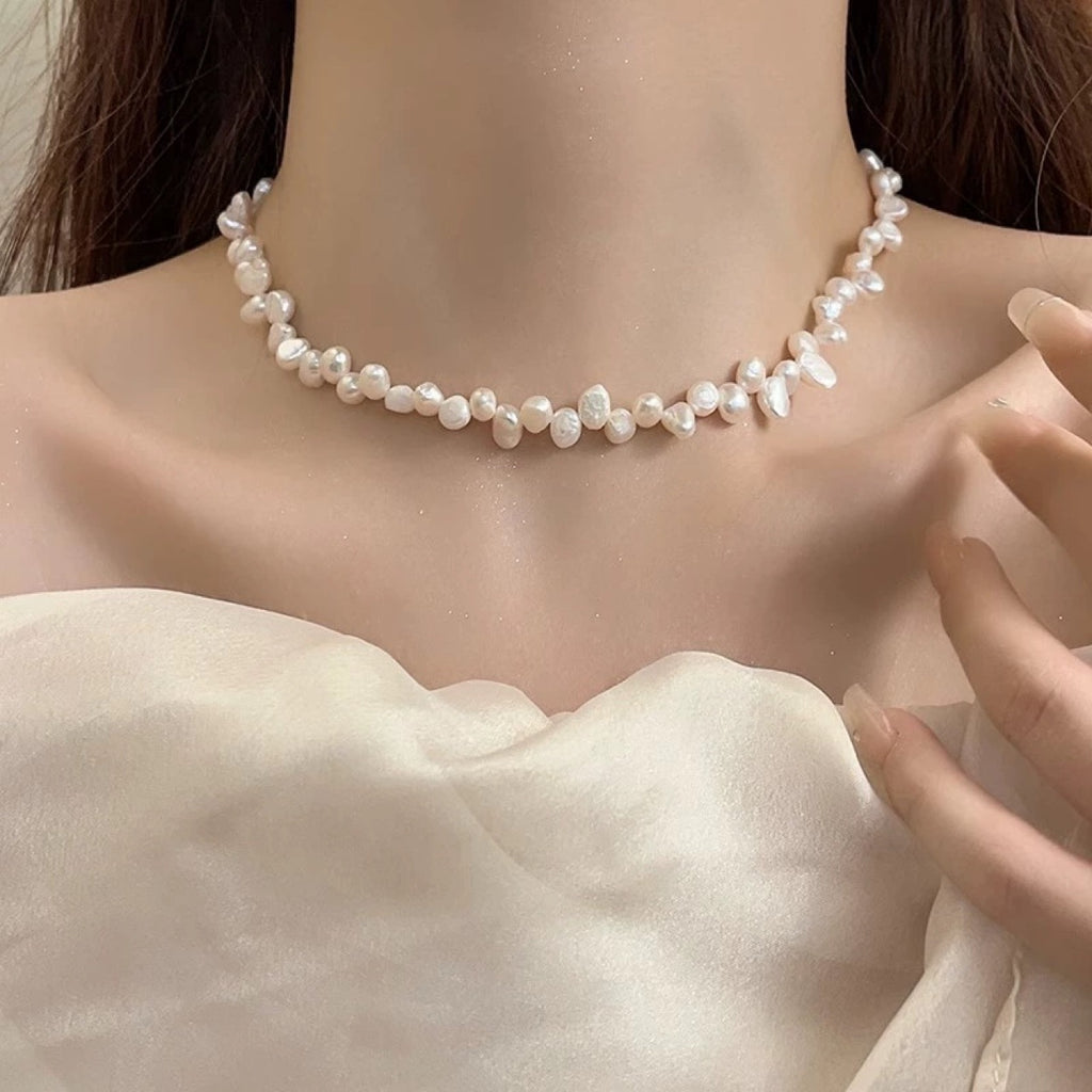 Charming Pearl Necklace for Any Occasion