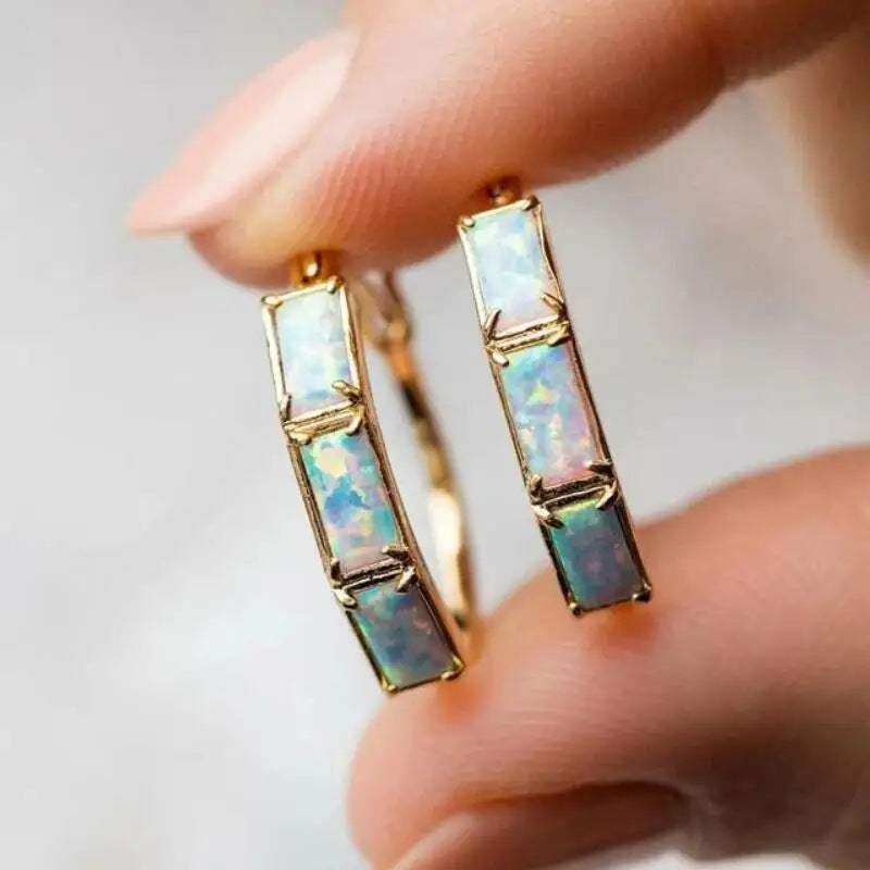 Charming Earring for Any Occasion