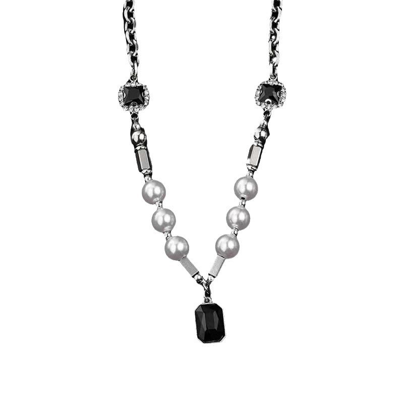 Vintage Handmade Pearl Necklace