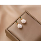 Romantic Pearl Earring for Special Moments