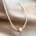 Beautiful Pearl Necklace with Unique Style