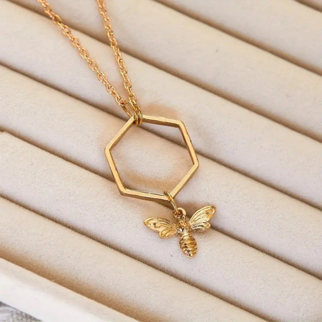 Stunning Necklace for Daily Wear
