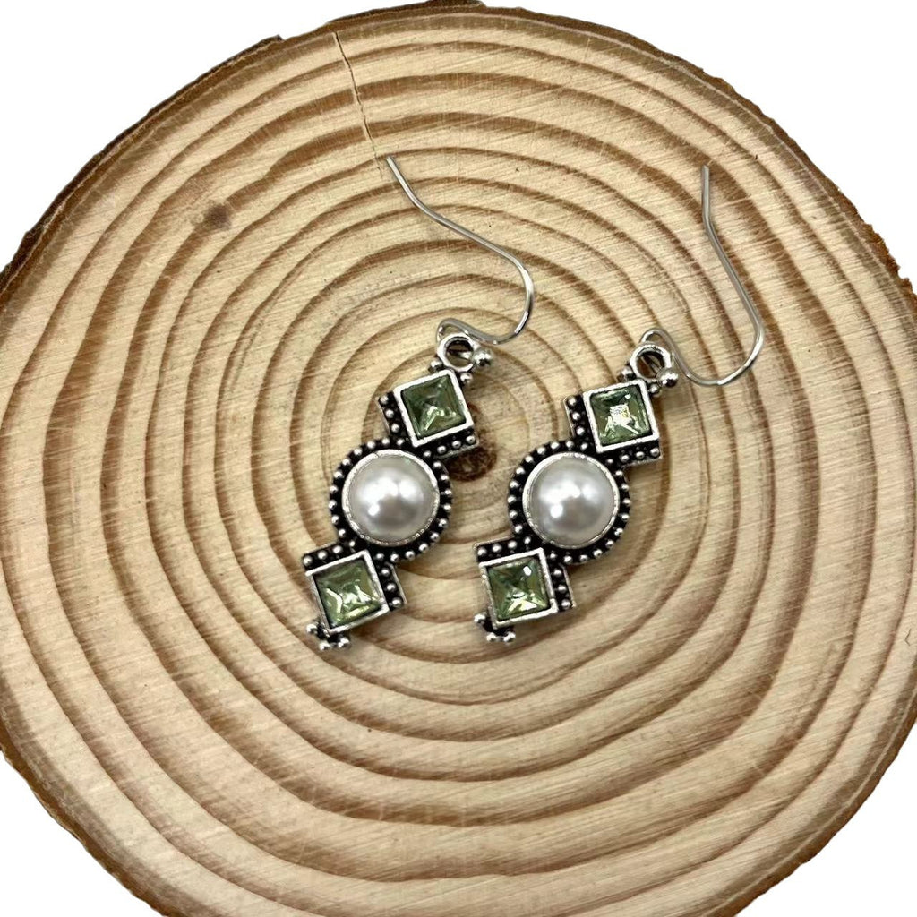 Vintage Handmade Pearl Earring