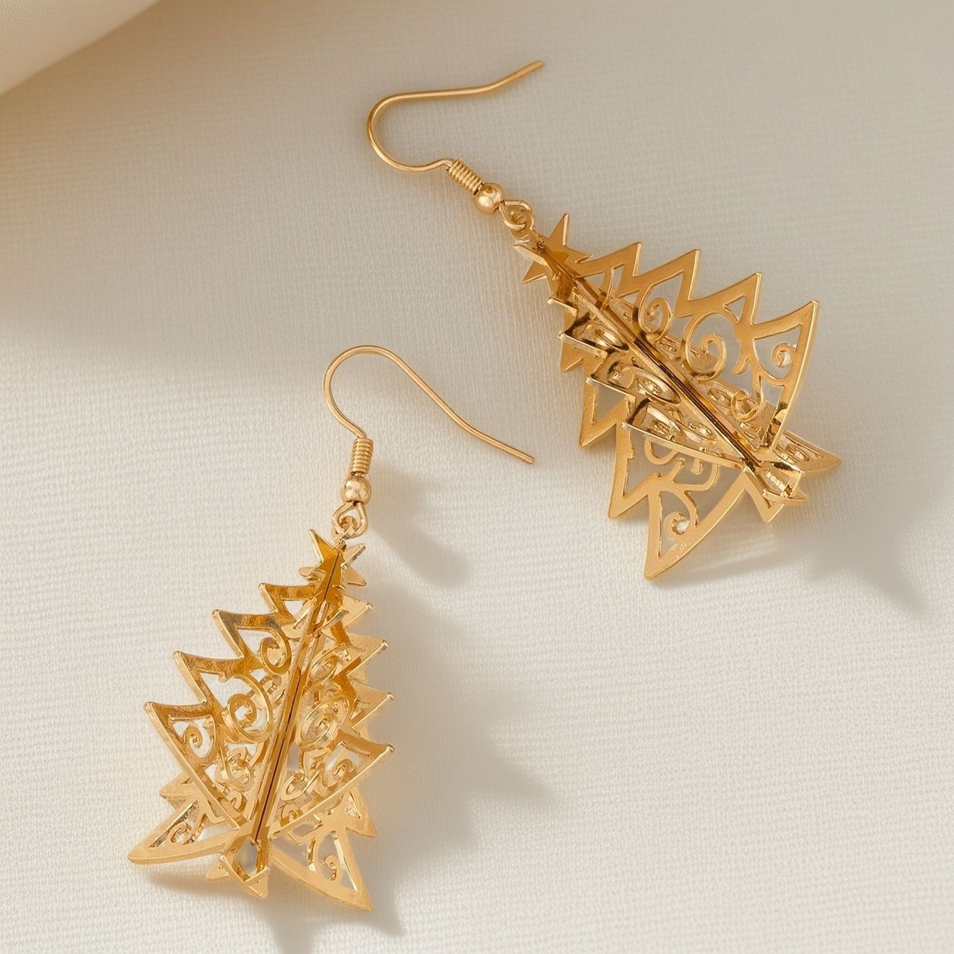 Charming Earring for Any Occasion