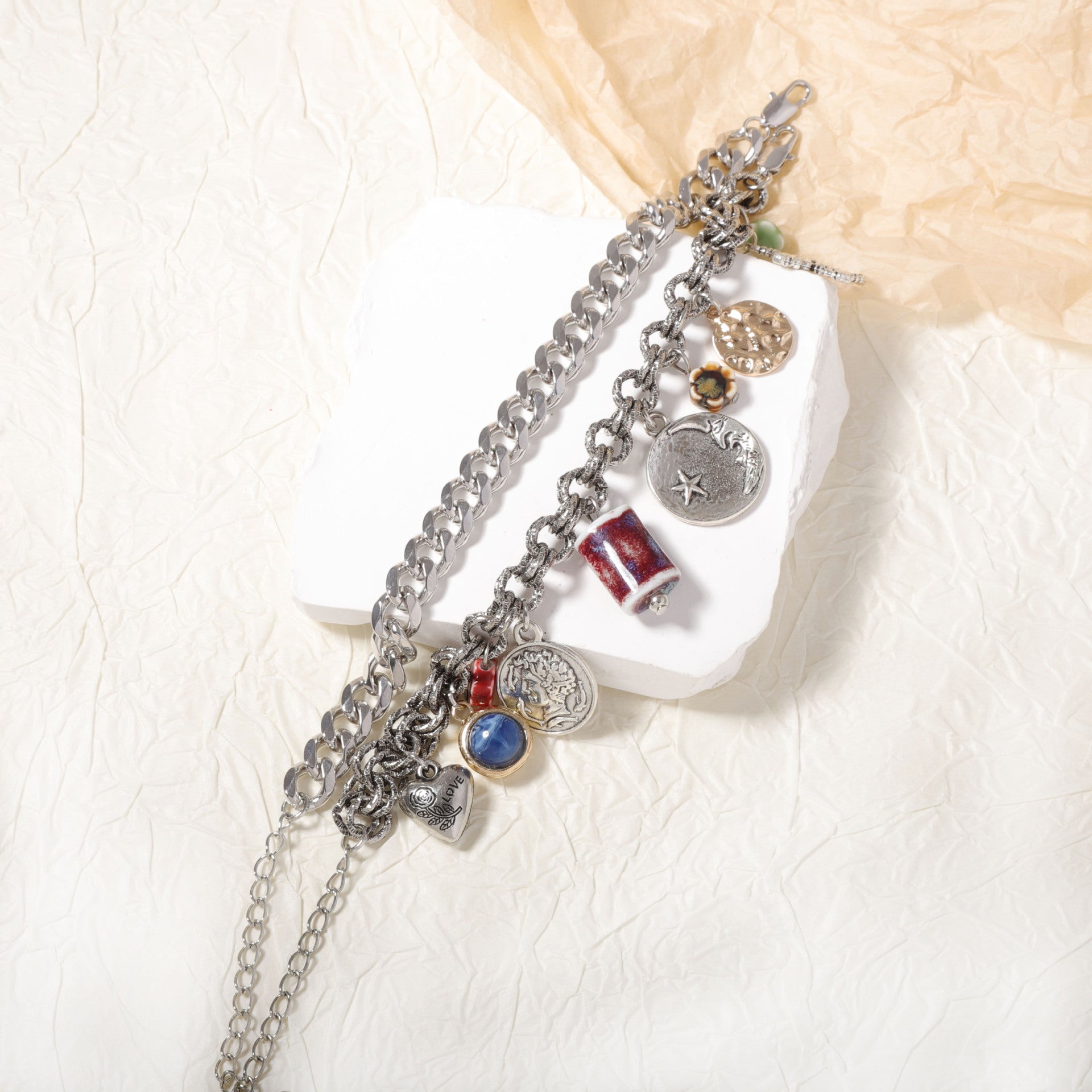 Beautiful Bracelet with Unique Style