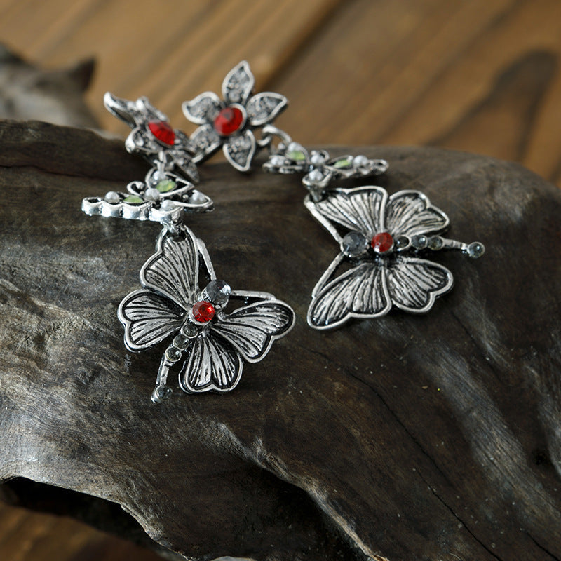 Beautiful Pearl Earring with Unique Style