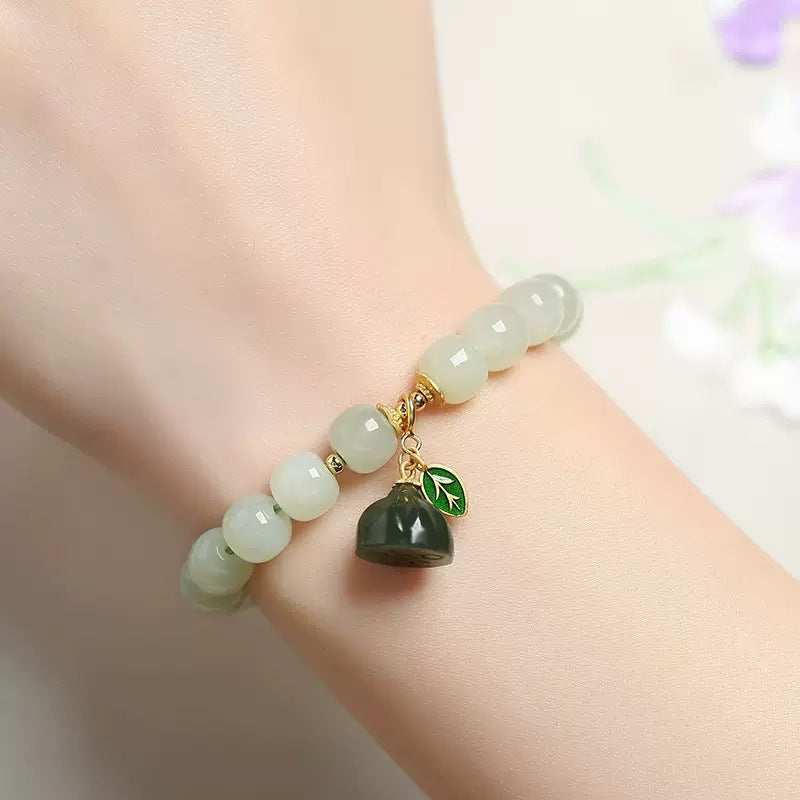 Beautiful Bracelet with Unique Style