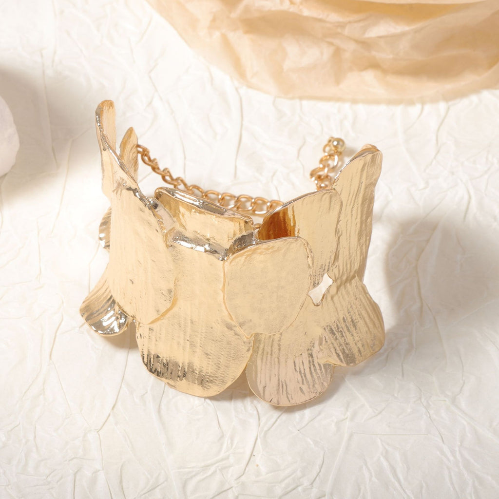 Beautiful Bracelet with Unique Style