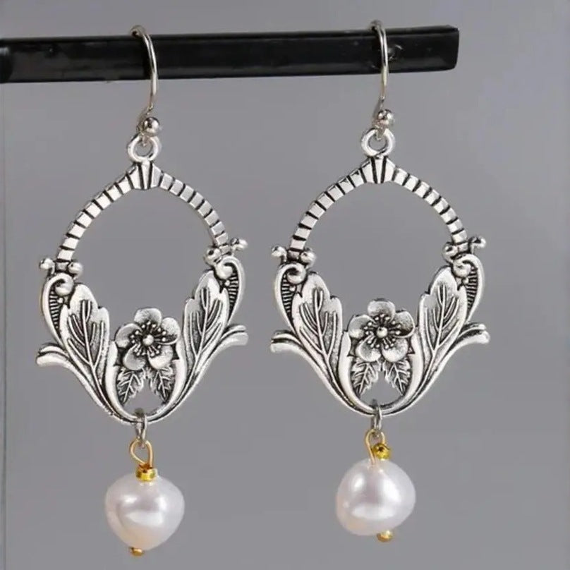 Vintage Handmade Pearl Earring