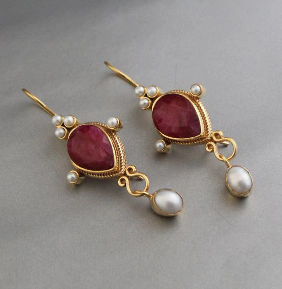 Stunning Pearl Earring for Daily Wear
