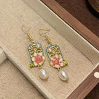 Romantic Pearl Earring for Special Moments