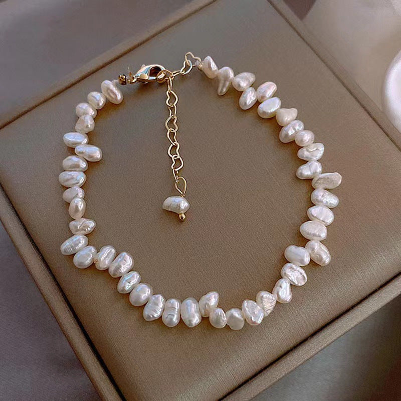 Stunning Pearl Bracelet for Daily Wear