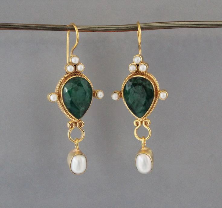 Stunning Pearl Earring for Daily Wear