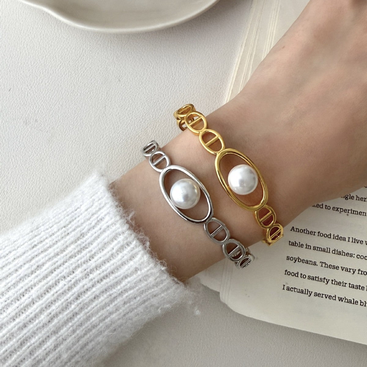 Romantic Pearl Bracelet for Special Moments