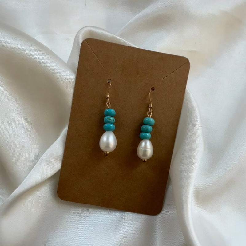 Romantic Pearl Earring for Special Moments