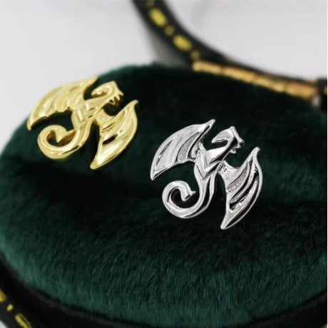 Classic Gold Earring with Timeless Appeal