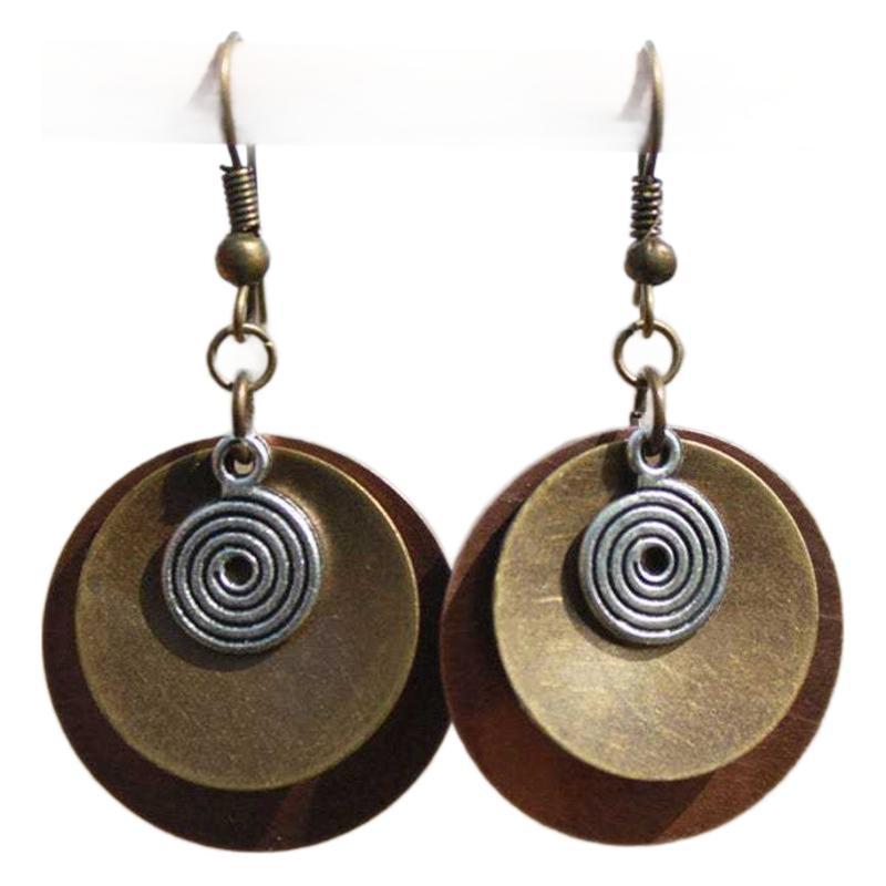 Charming Earring for Any Occasion