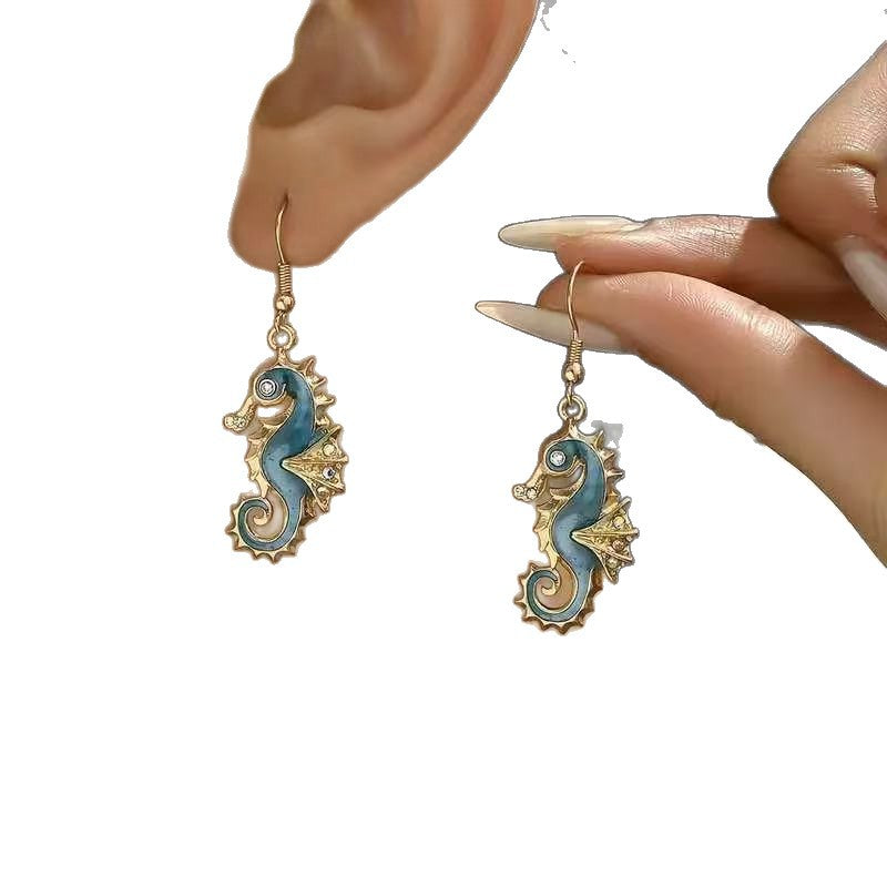 Charming Earring for Any Occasion