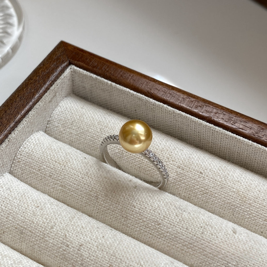 Charming Pearl Ring for Any Occasion