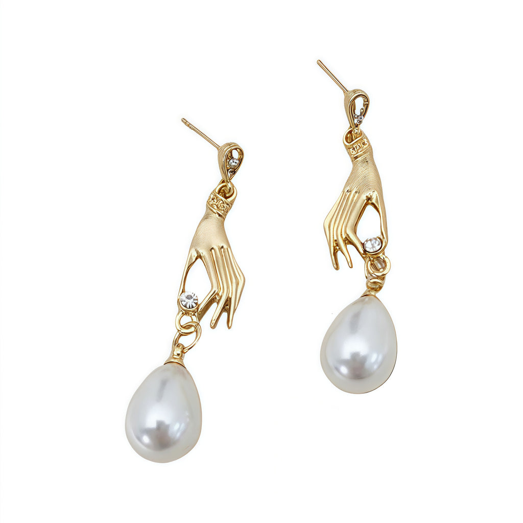Beautiful Pearl Earring with Unique Style