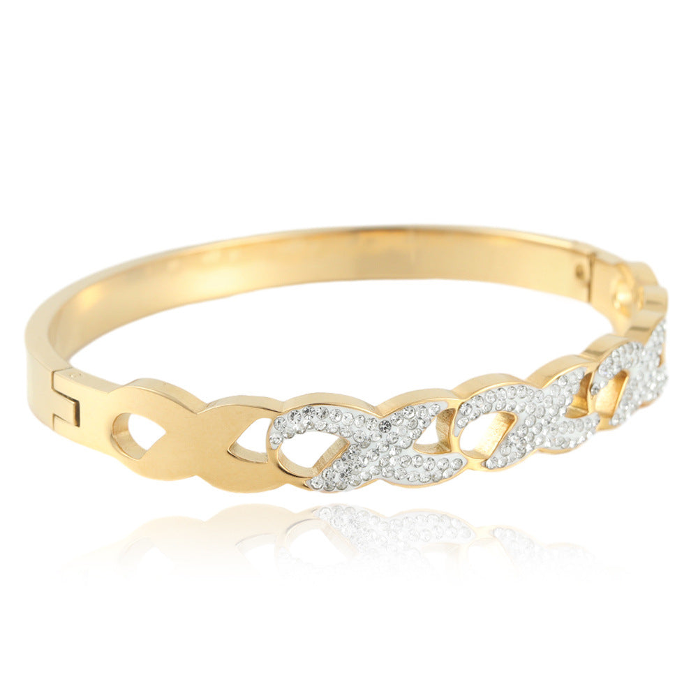 Romantic Bracelet for Special Moments