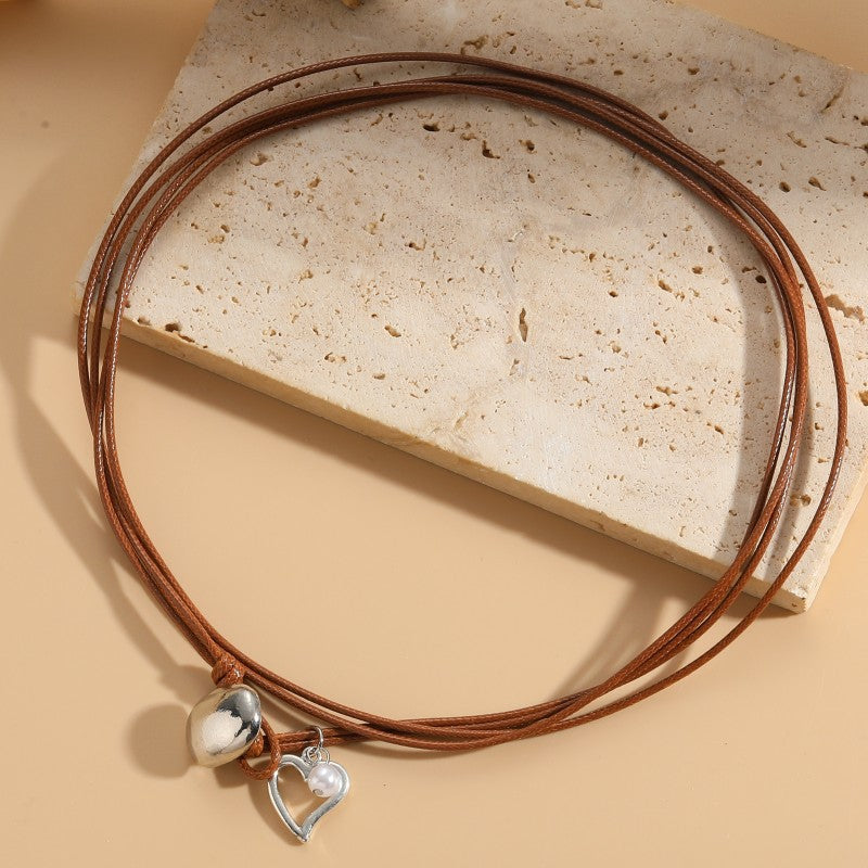 Beautiful Pearl Necklace with Unique Style