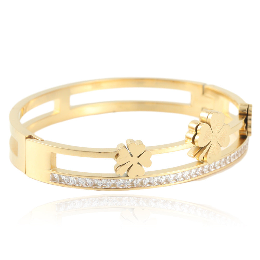 Beautiful Bracelet with Unique Style