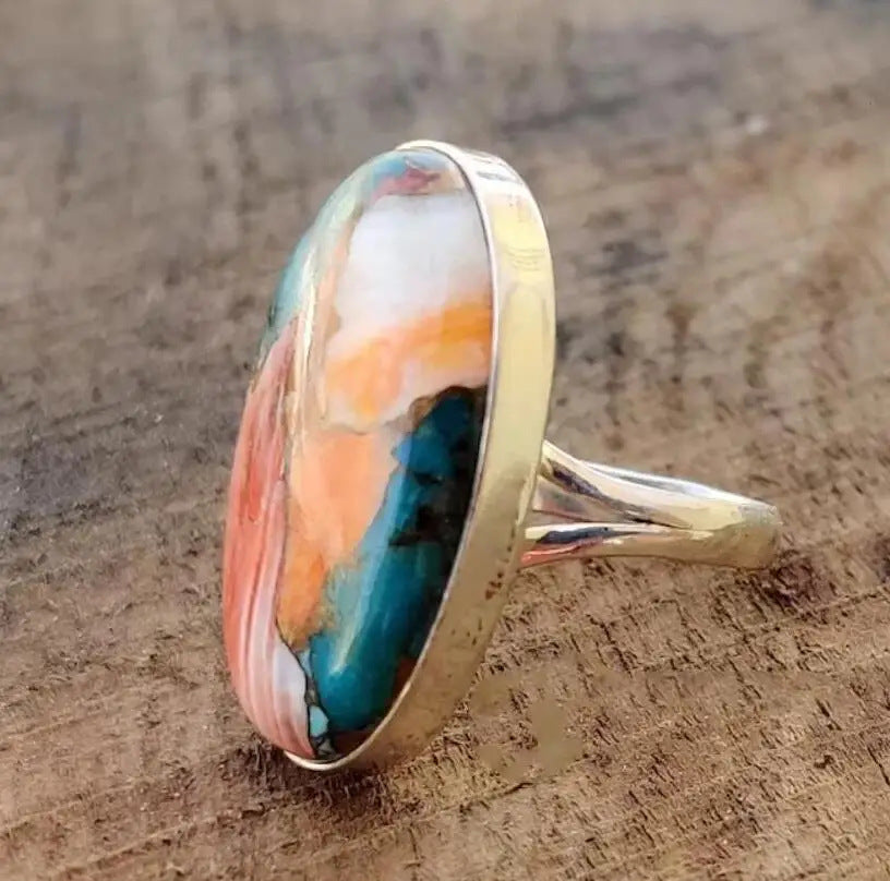 Charming Gold Ring for Any Occasion