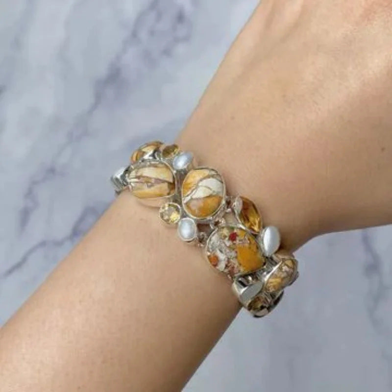 Beautiful Bracelet with Unique Style